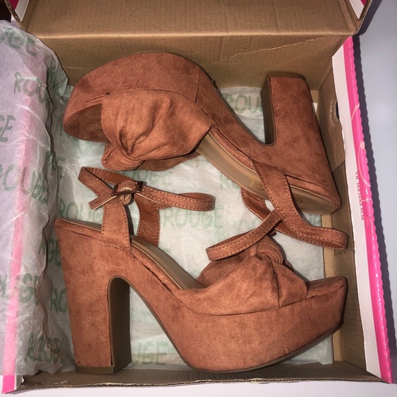 Rainbow Chunky Heels - Picture 2 of 8